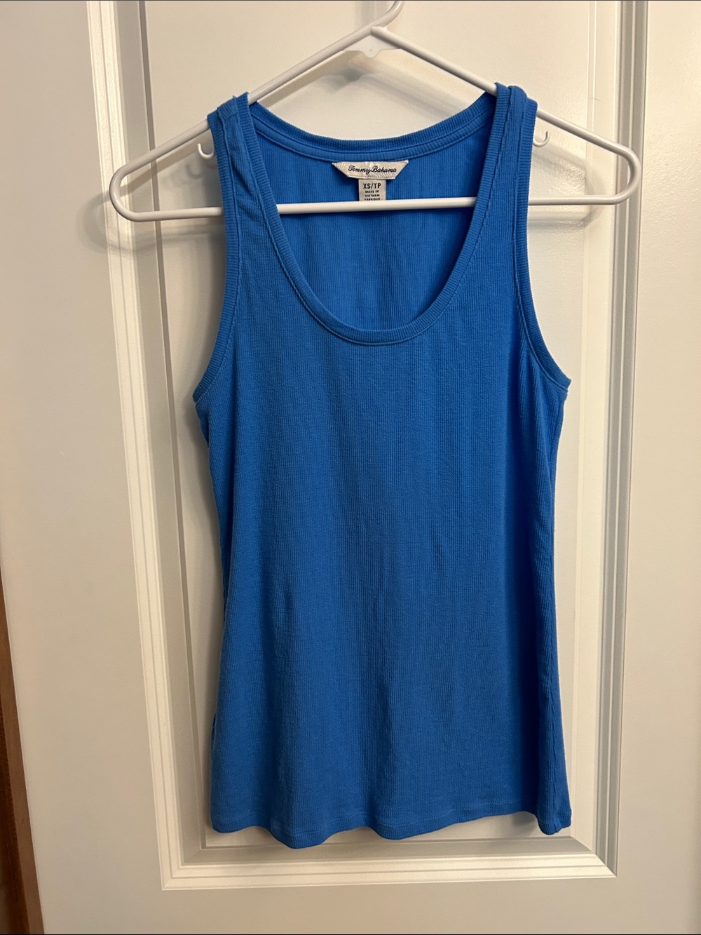 Tommy Bahama Blue Scoop Neck Tank